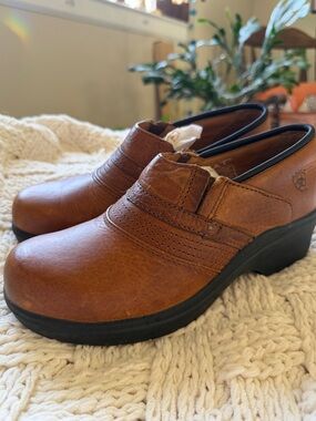 New Ariat Women's Steel Toe Safety Clogs in the color "Golden Brown".
